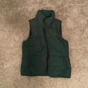 Puffer green vest. Size large